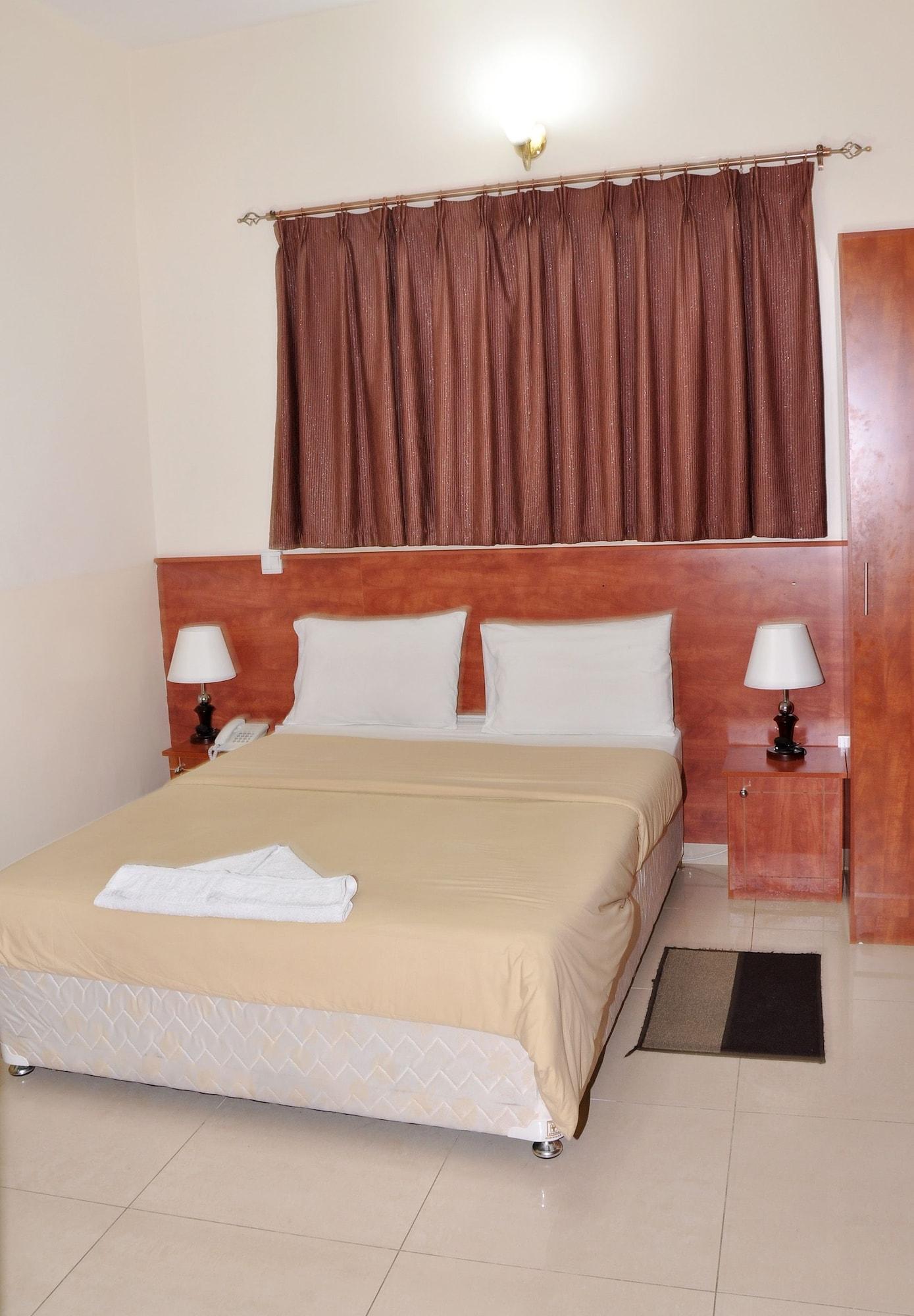 Africana Hotel Dubaï Extérieur photo