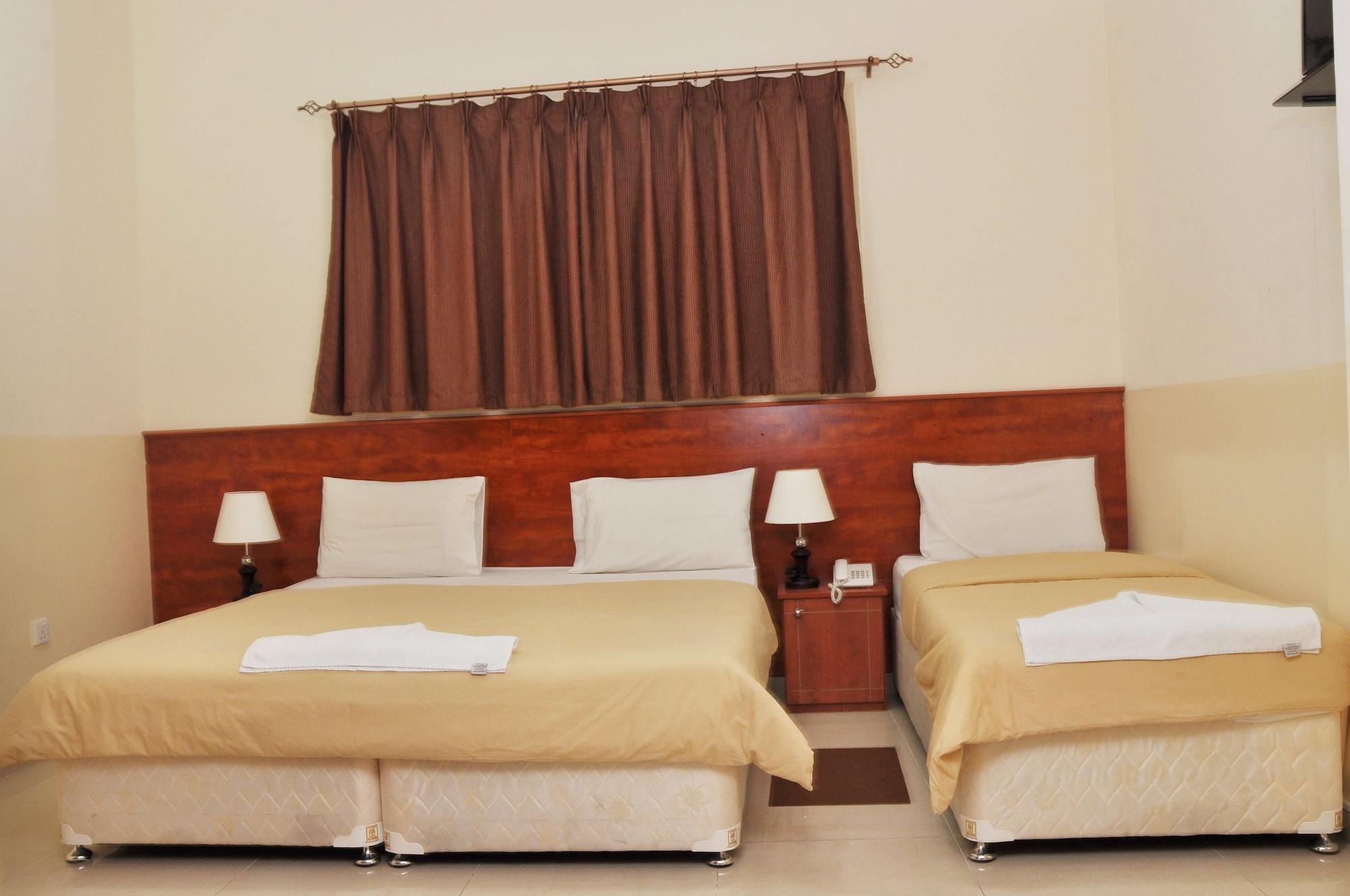 Africana Hotel Dubaï Extérieur photo