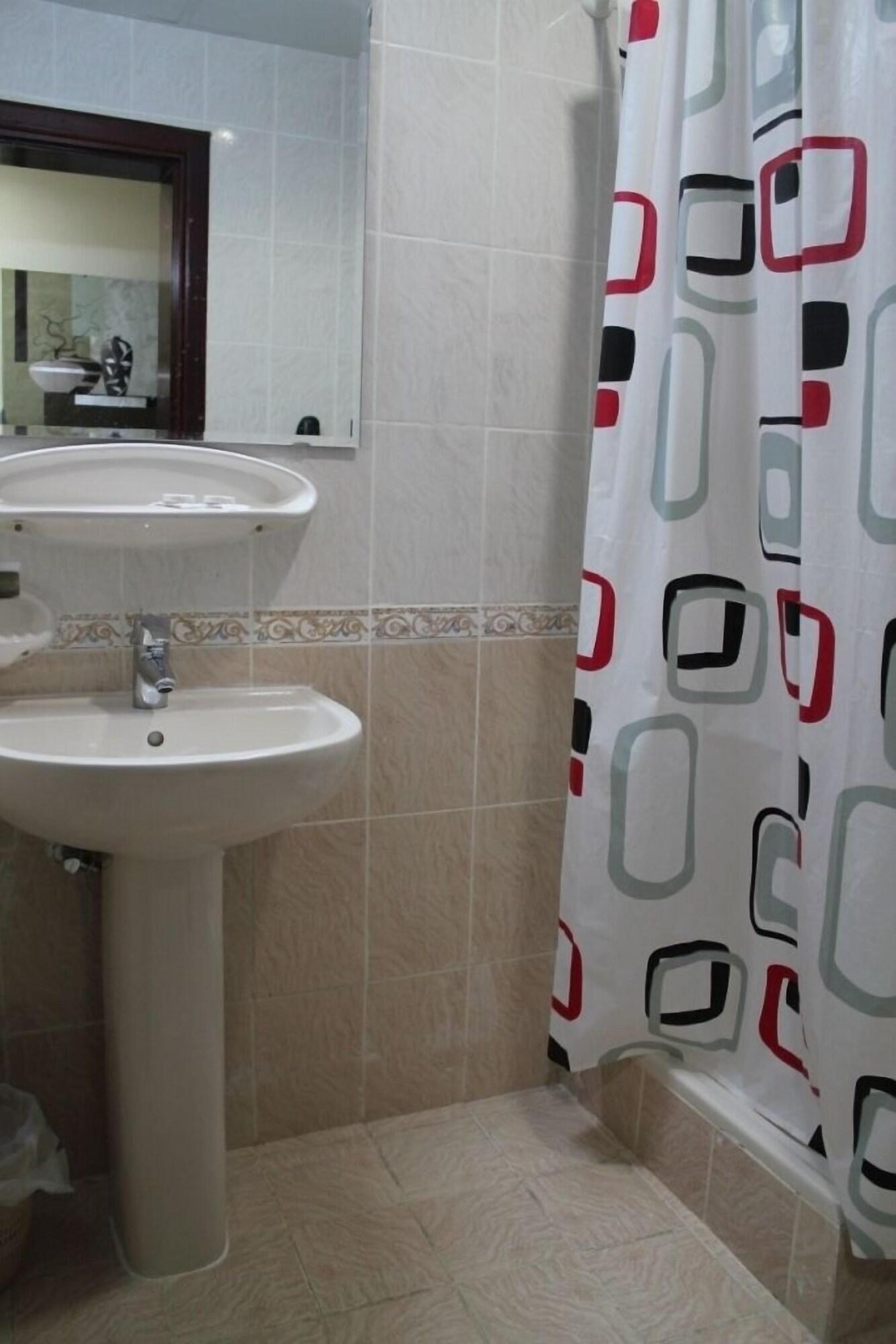 Africana Hotel Dubaï Extérieur photo